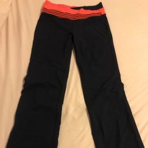 Lululemon yoga pants
